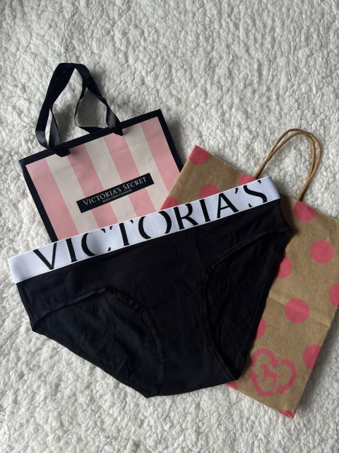 Panty Victoria’s Secret negro