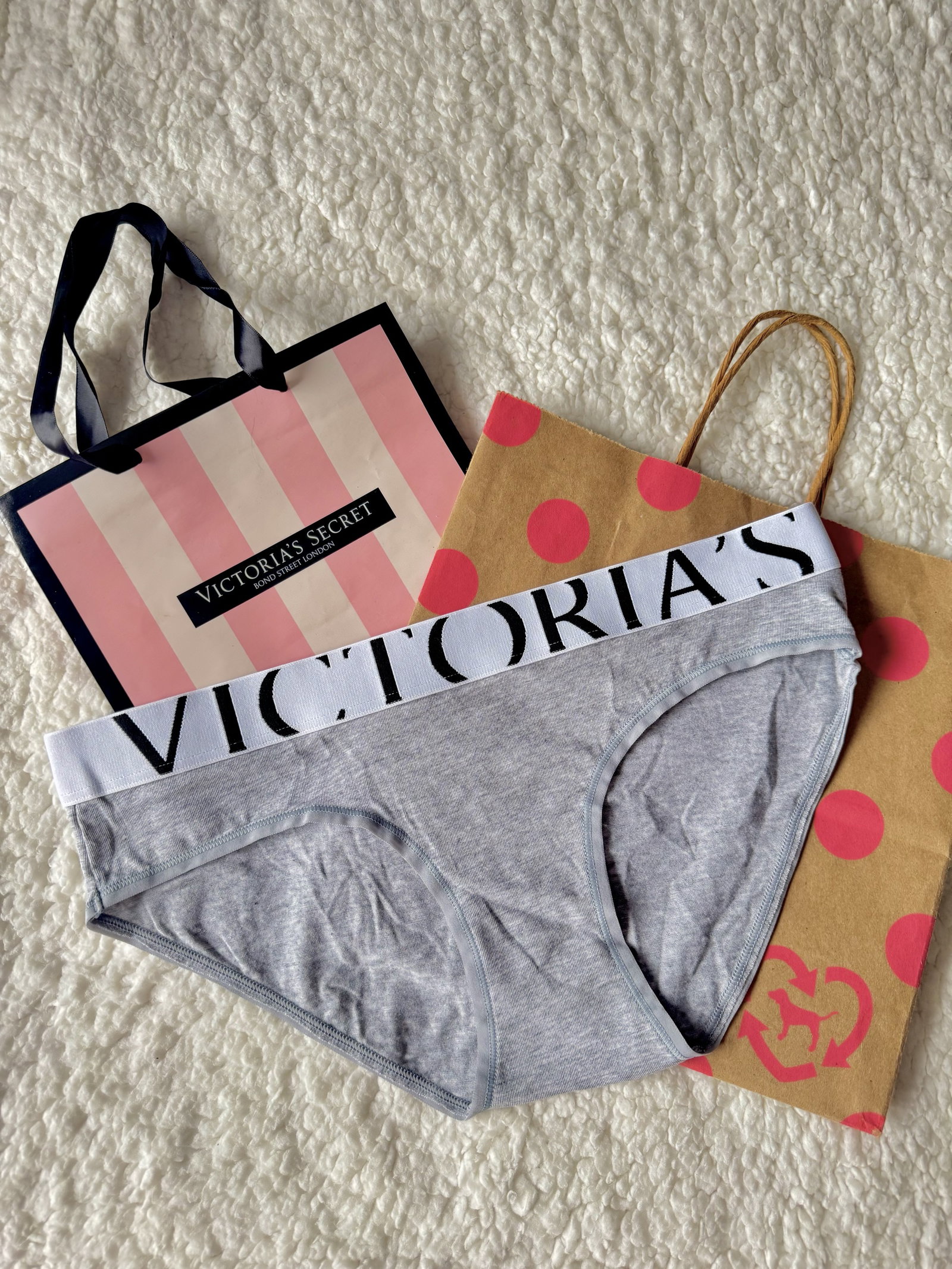 Panty Victoria’s Secret gris