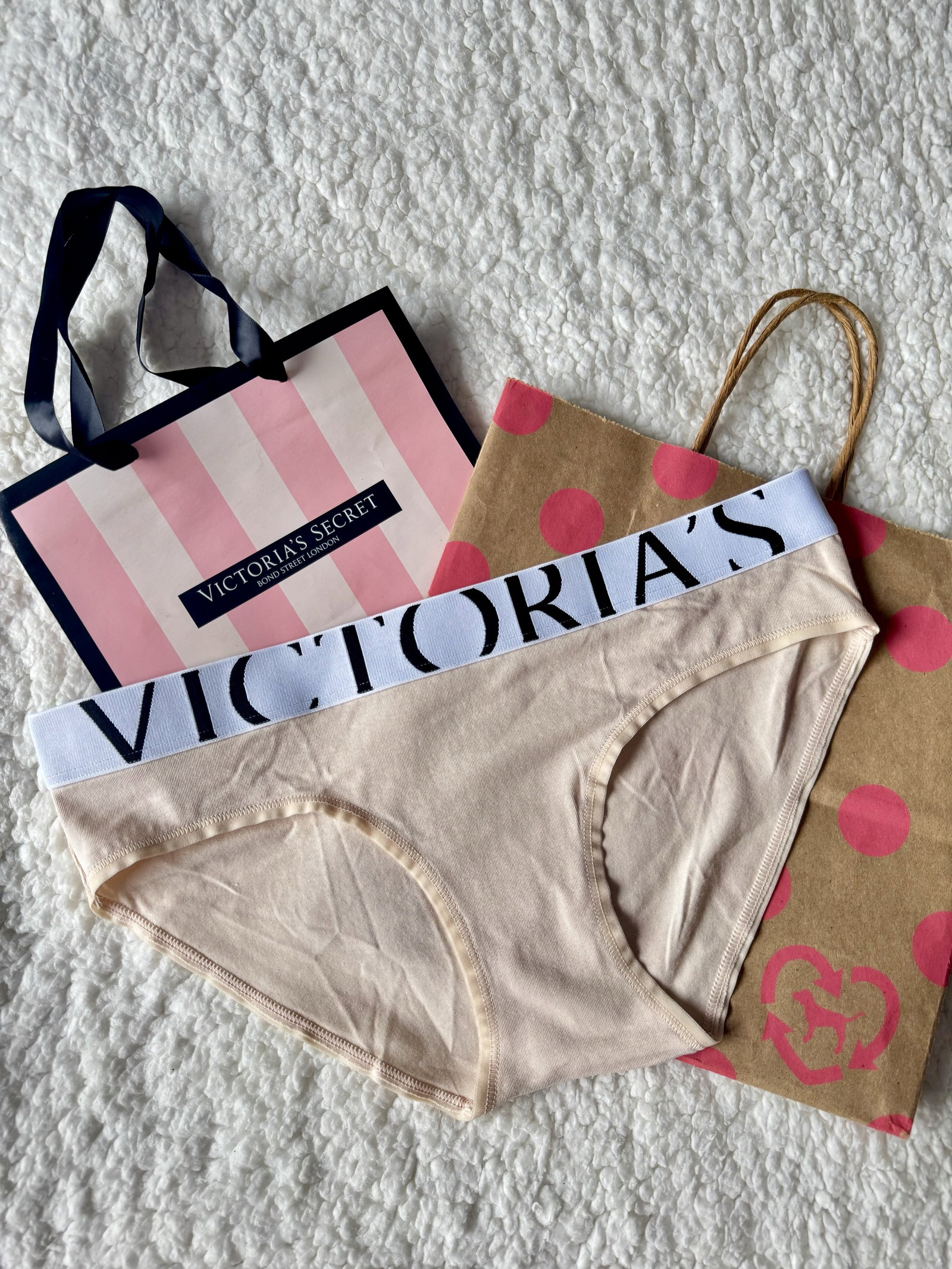 Panty Victoria’s Secret beige