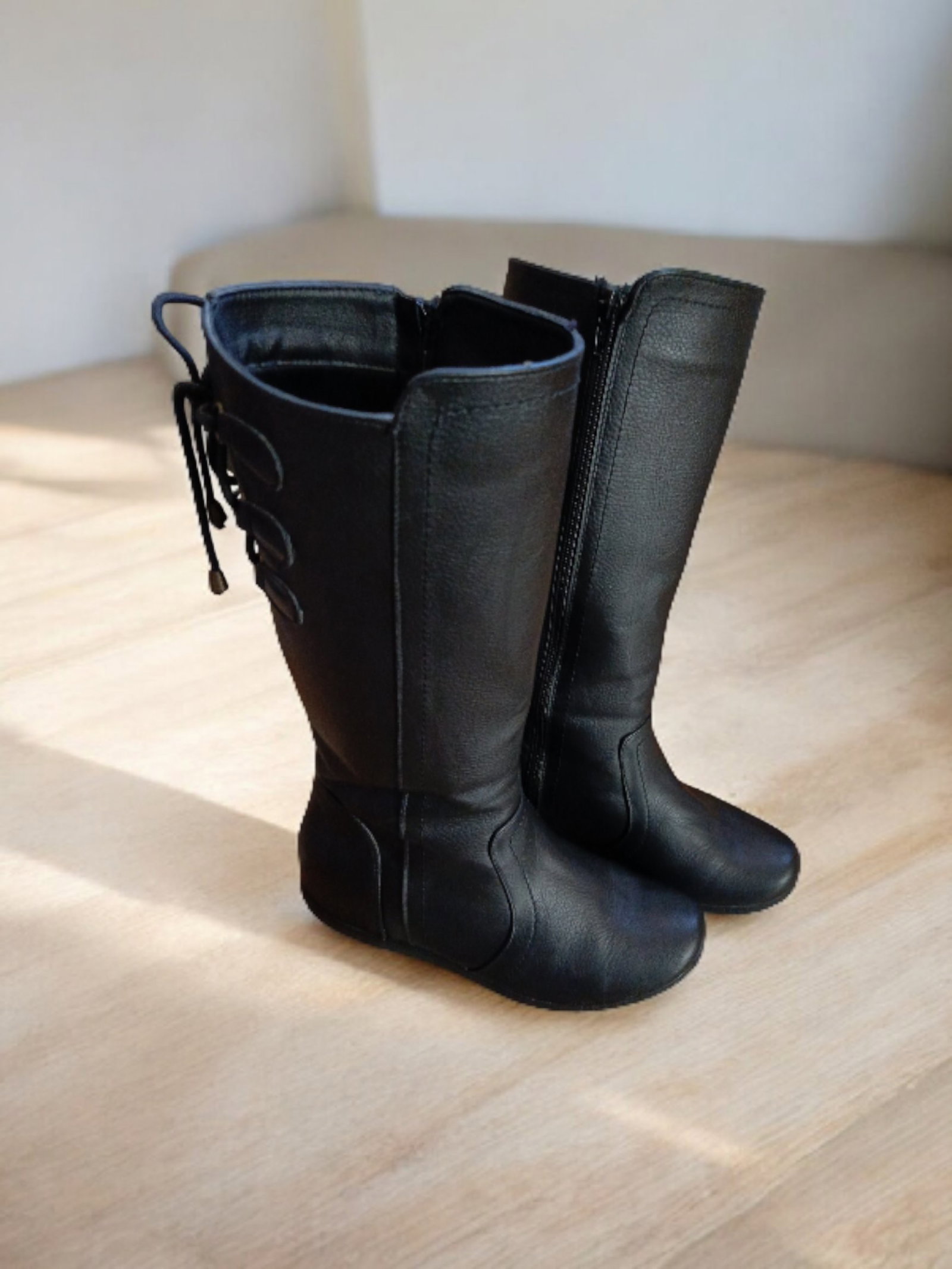 Botas Negras Largas Número 4 - Buen Estado