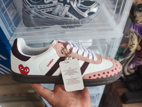 Tenis Samba edición limitada CDG