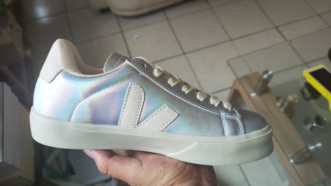 Tenis Veja Edición Especial Tornasol
