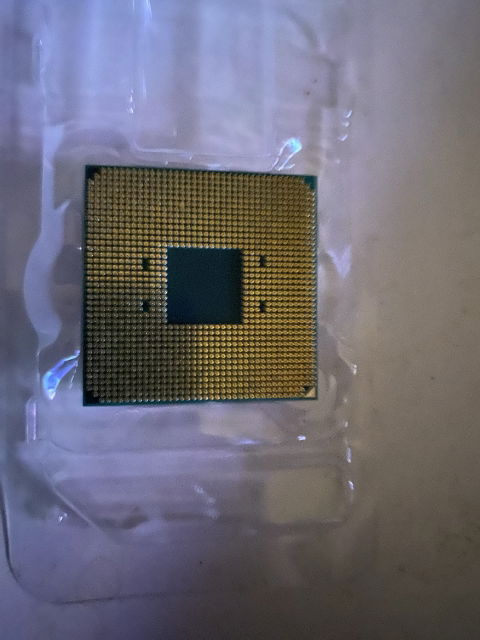 Procesador AMD DDR4 Ryzen 5 2600 en excelente estado