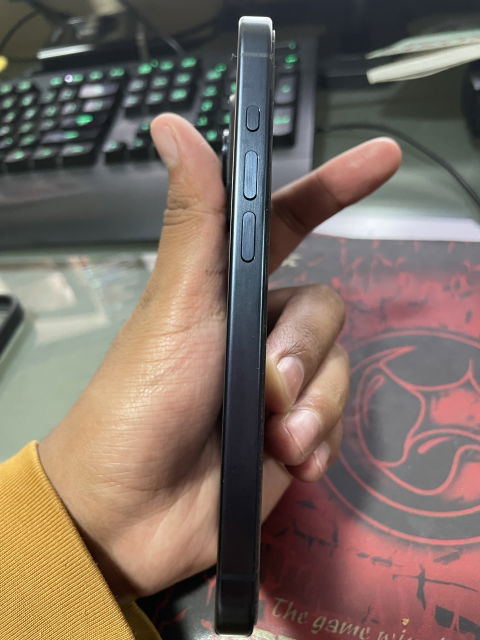 iPhone 15 Pro 128GB Titanio Azul Usado en Buen Estado
