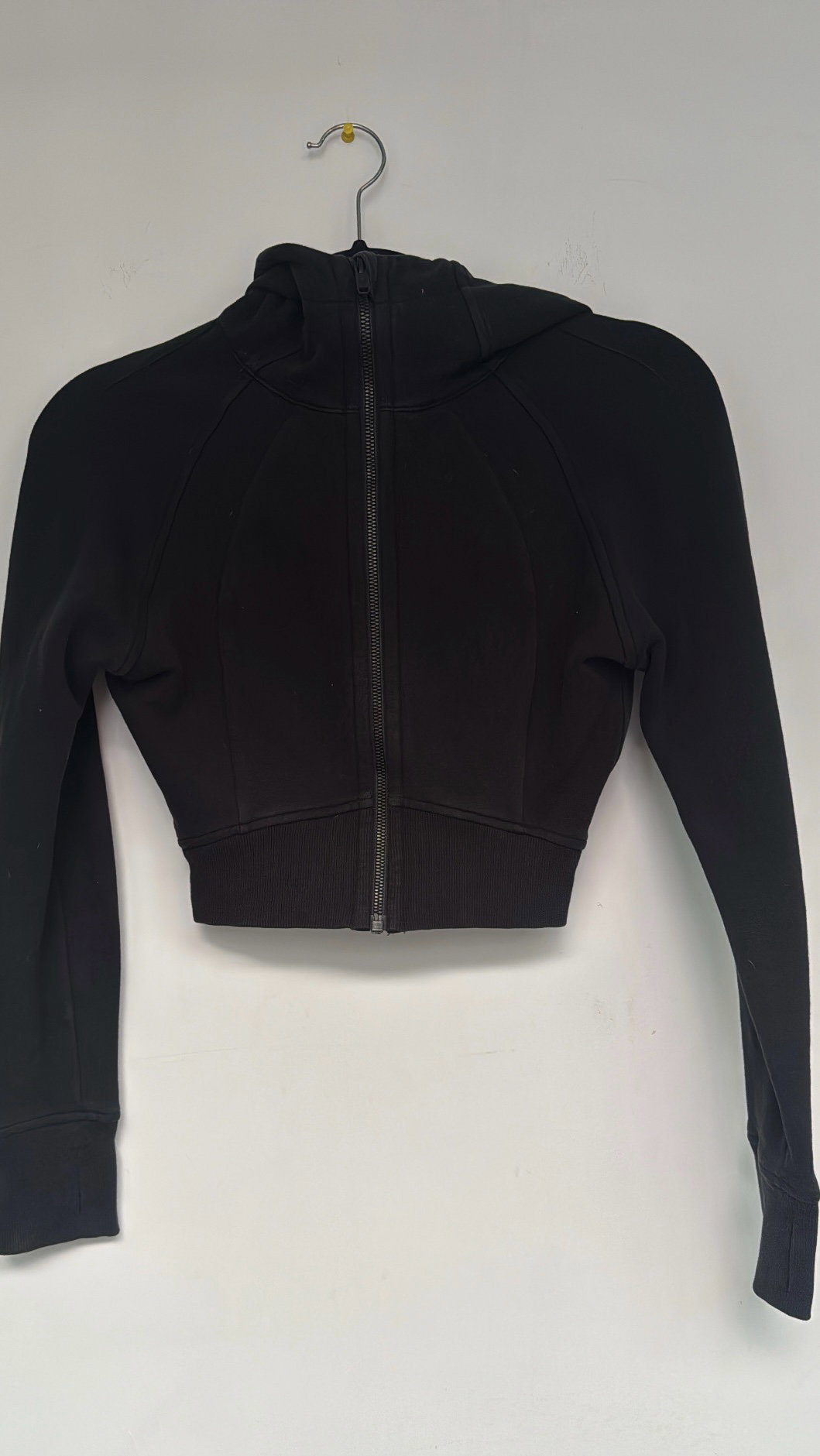 Chamarra Lululemon Talla 2 en Buen Estado