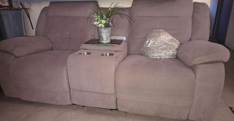 2 sillones reclinable en buen estado sin cojines incluidos