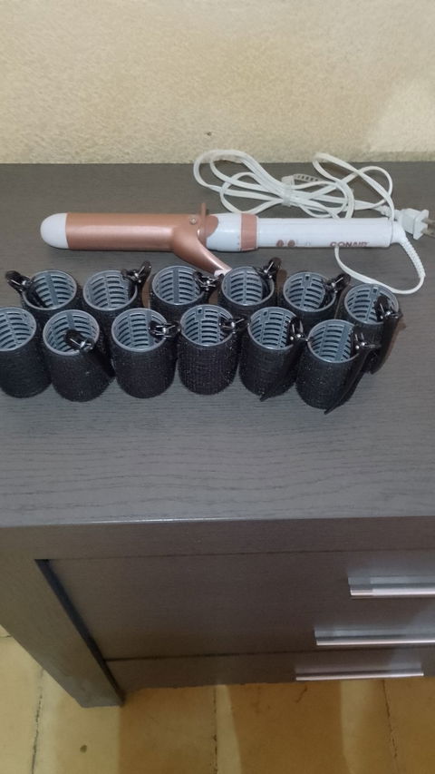 Conjunto de tenaza Conair con tubos Velcro en perfecto estado
