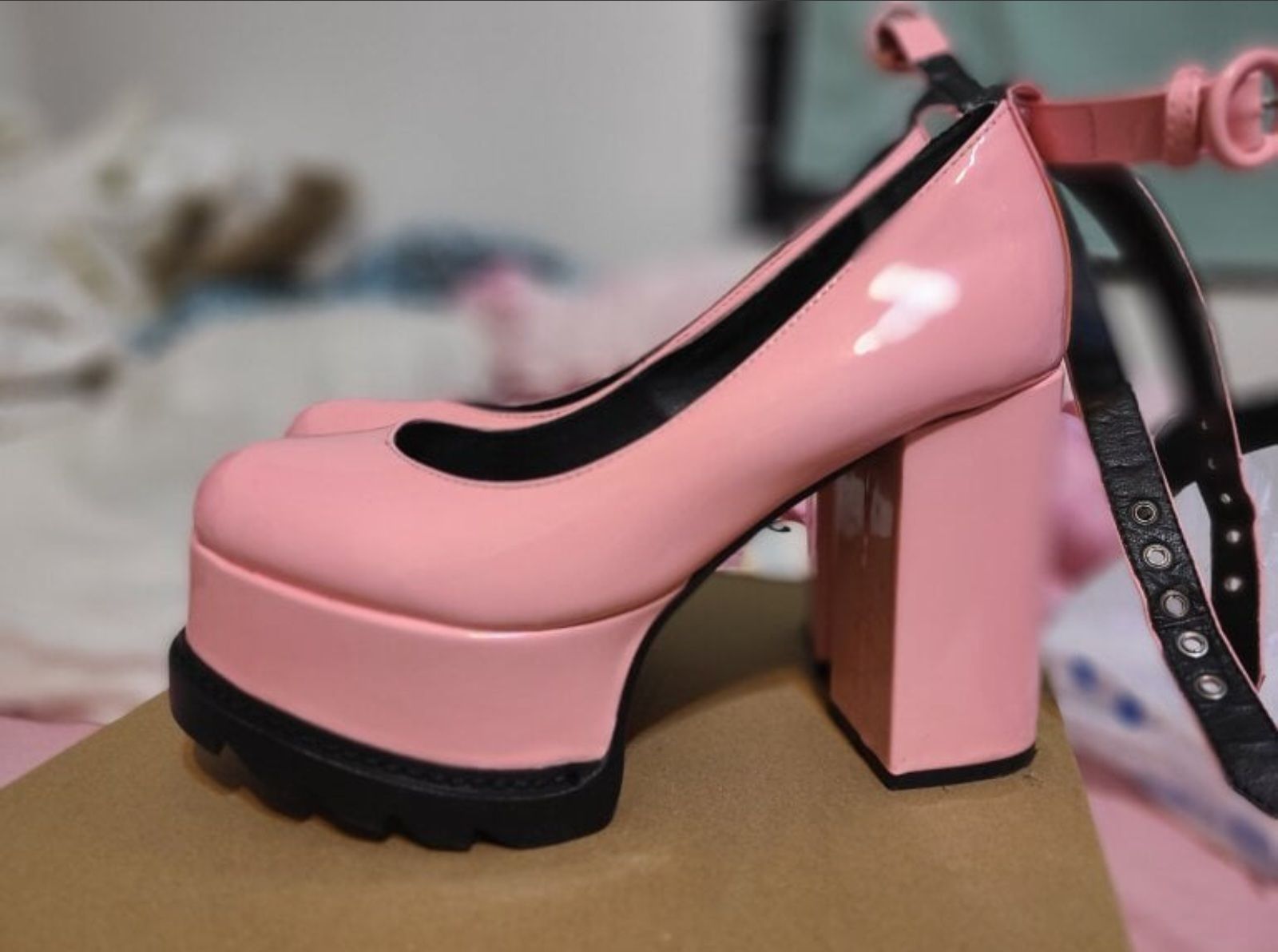 Plataformas lamoda dollskill talla 6 mx