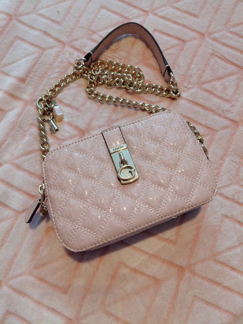 Crossbody Guess Original Acolchado Brillante