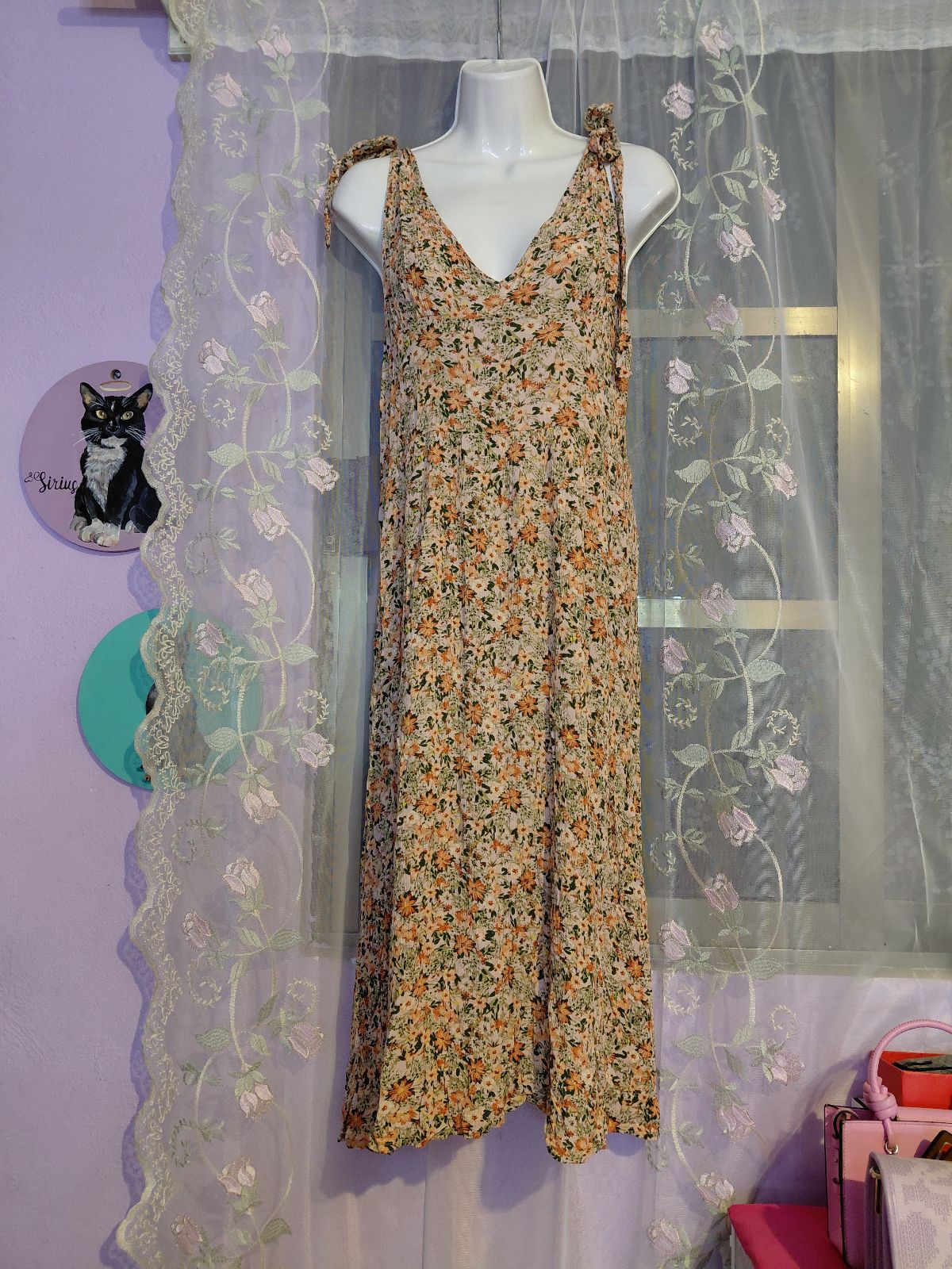 Vestido Maxi Floral con Tirantes Ajustables