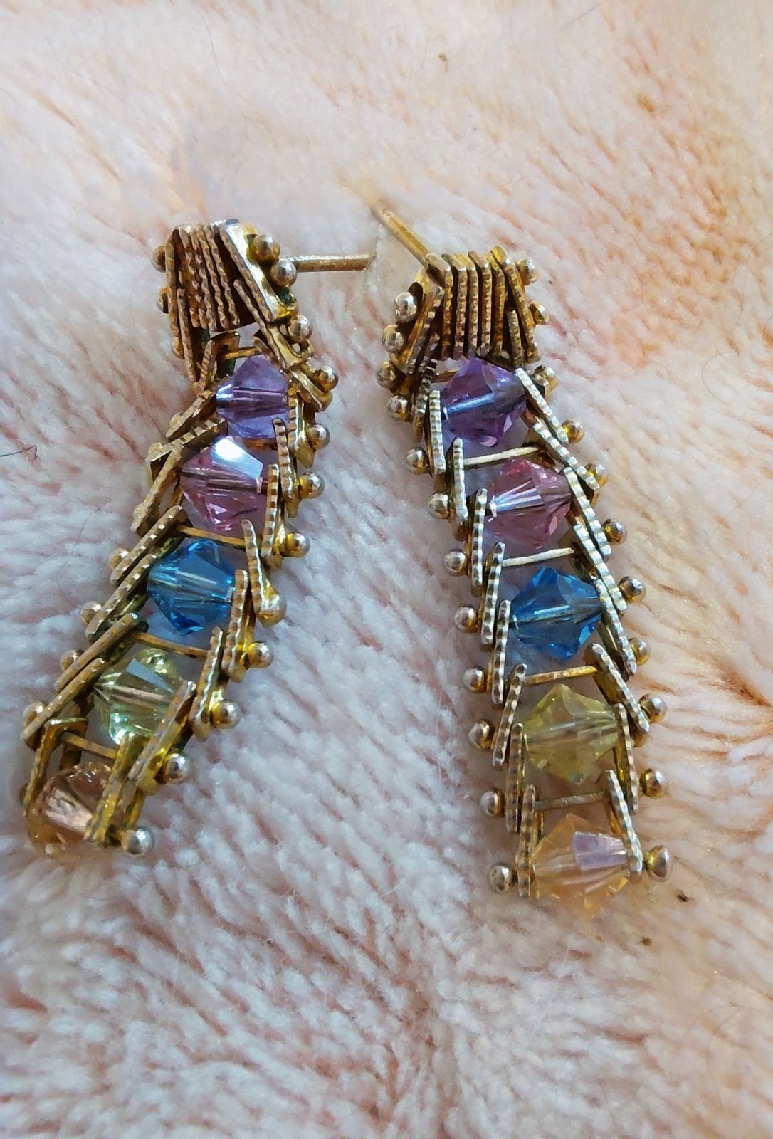 Aretes Largos Estilo Cascada con Cristales Multifacéticos