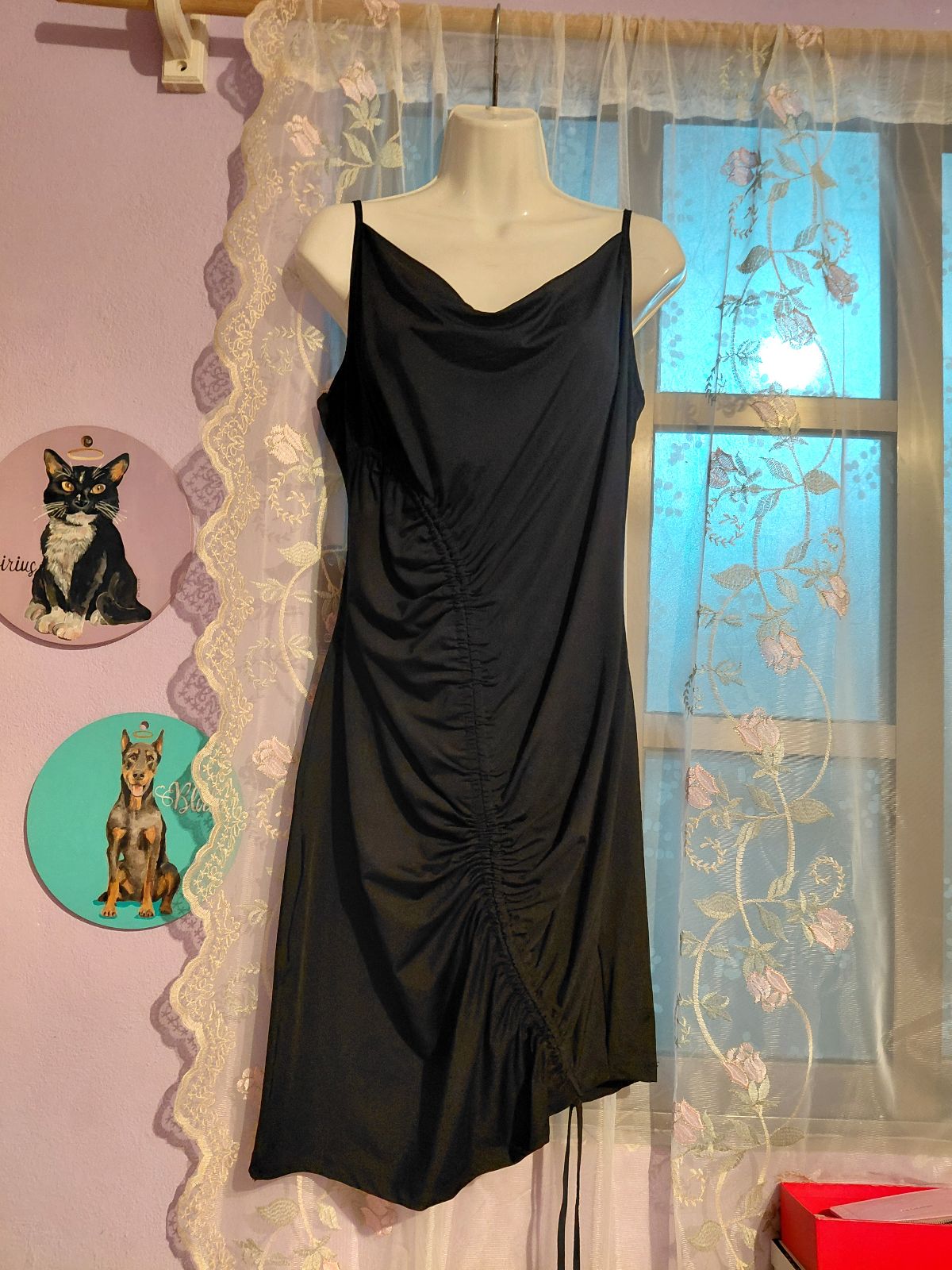 Vestido Corto Asimétrico con Fruncido - Talla XL
