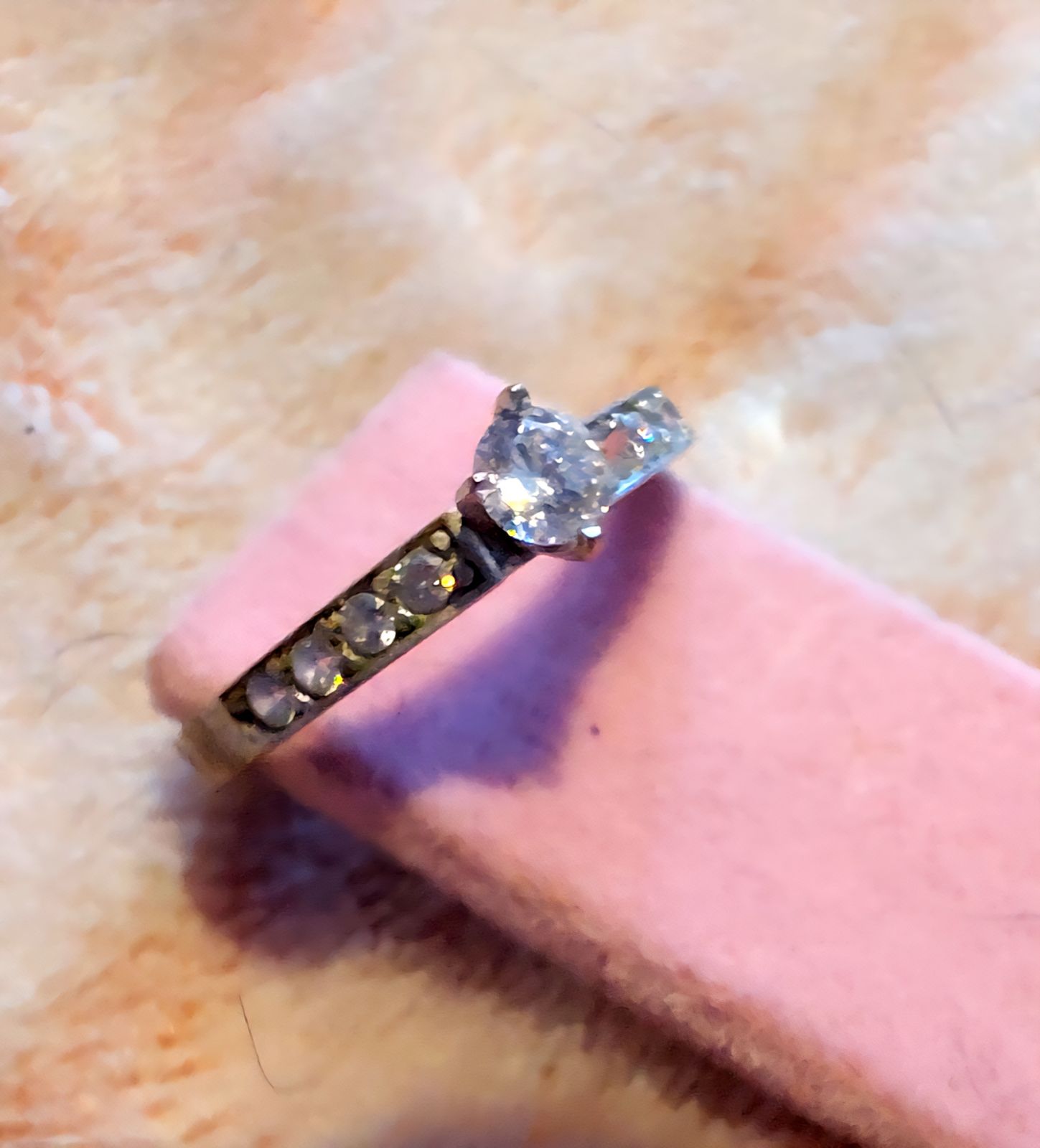 Anillo Tipo Solitario 