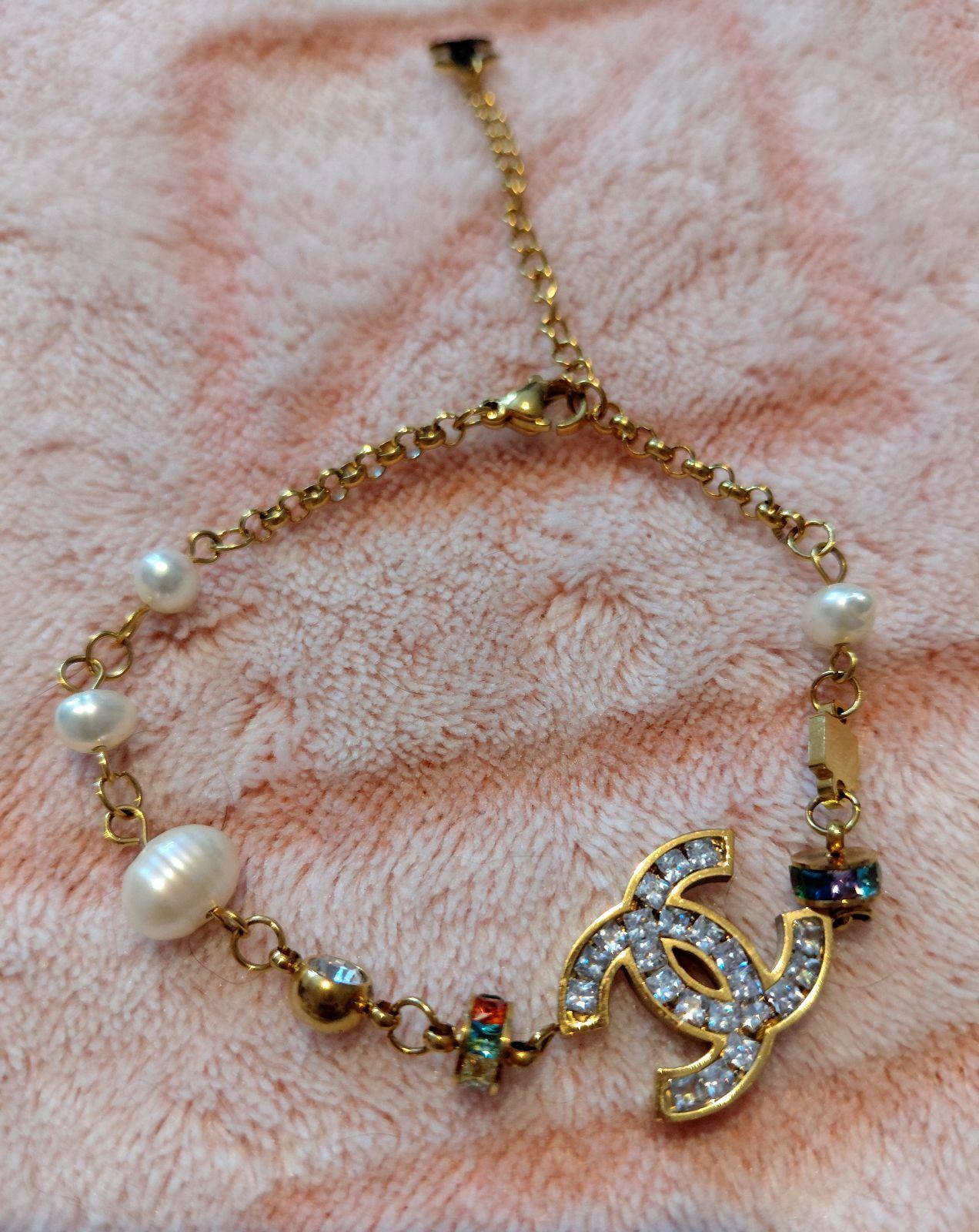 Pulsera Dorada Estilo CC con Perlas y Cristales