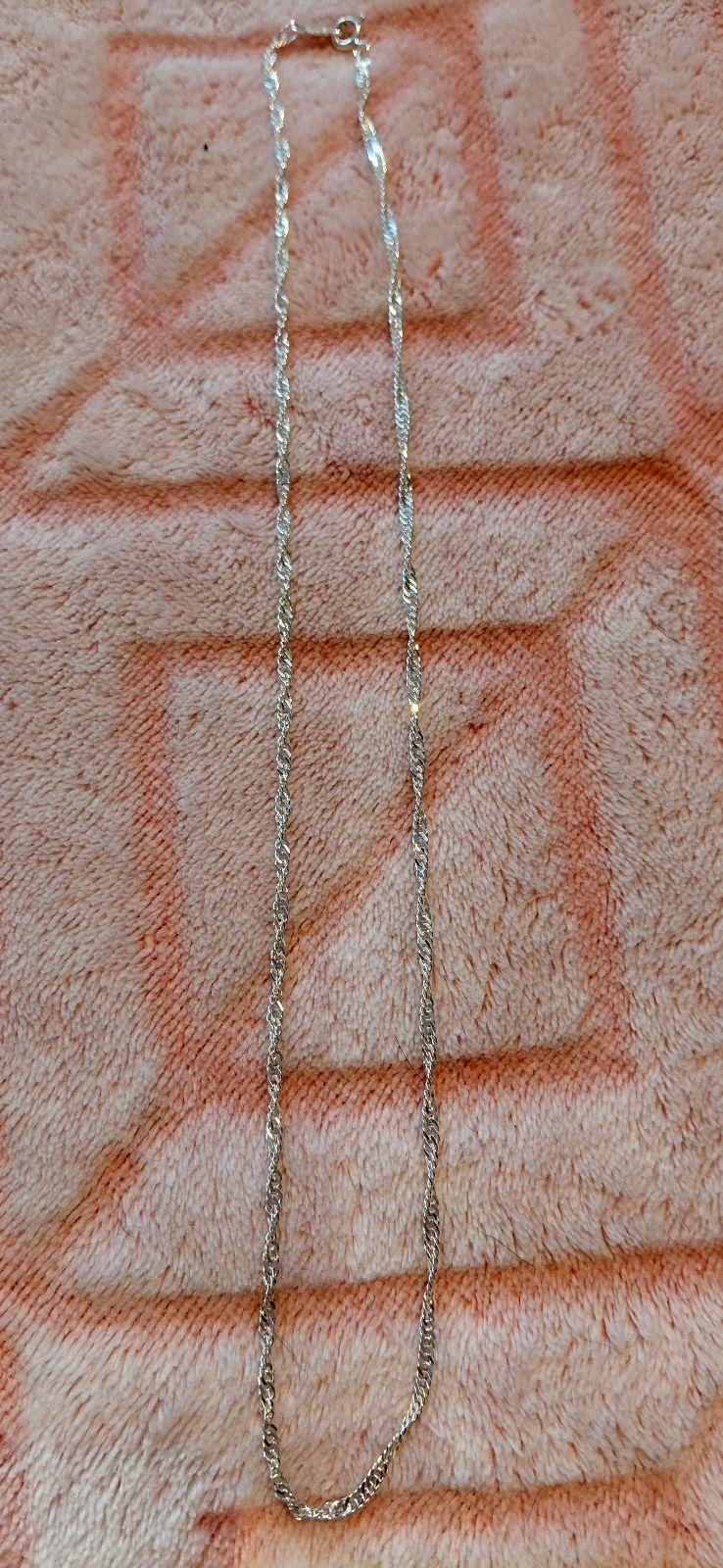 Cadena de Plata Eslabón Torcido - Estilo Singapur