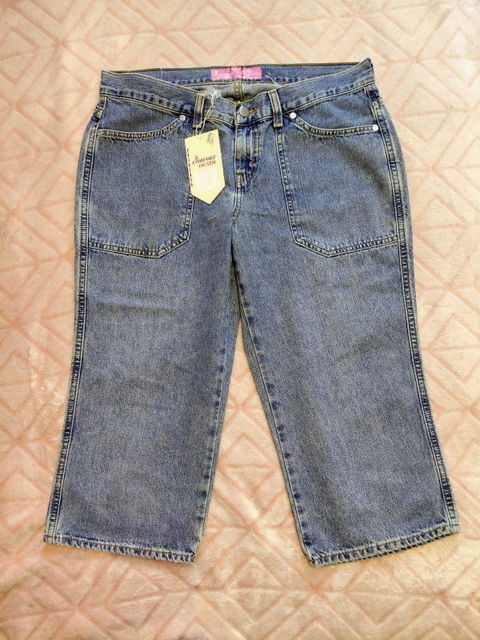 Pantalón Capri de Mezclilla Talla 13/14 con Efecto Deslavado