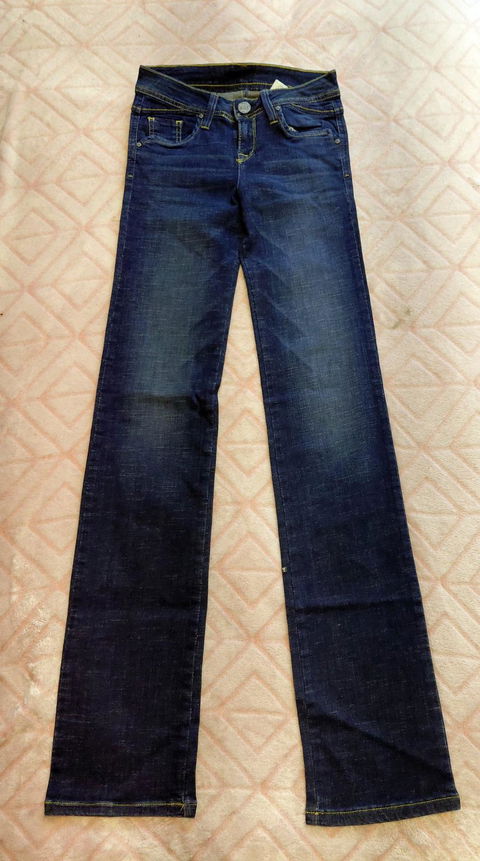 Jeans de mezclilla azul clásico Pronto, corte recto
