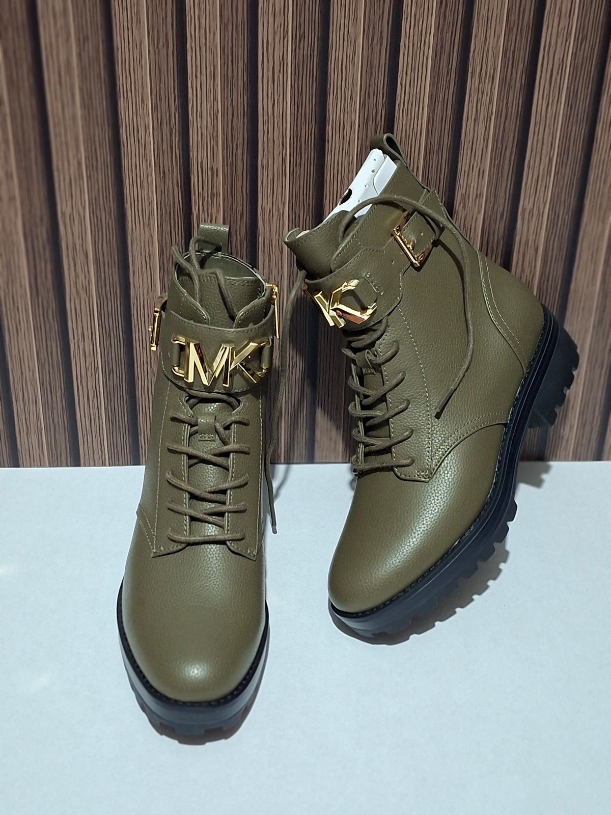 Botines Michael Kors Verde Olivo 6.5 US