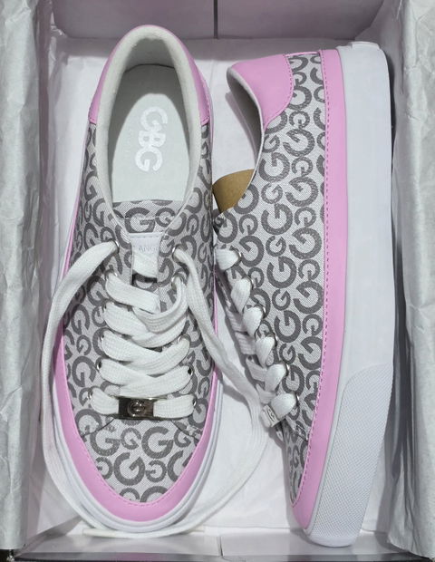 Tenis Guess Original 3 1/2 Amplio 4 Pie Delagado