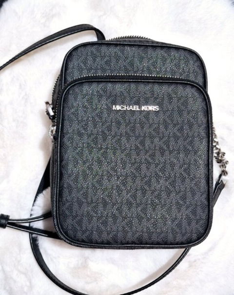 Crossbody Michael Kors original amplia con doble cierre