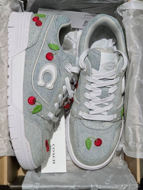 Tenis Coach Cherry Soho #4 ORIGINAL 🍒🩵