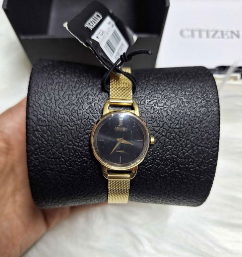 Reloj Citizen para dama NUEVO ORIGINAL con caja quebrada