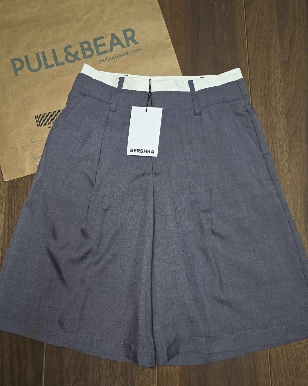 Bermuda Bershka Talla 22 Nueva