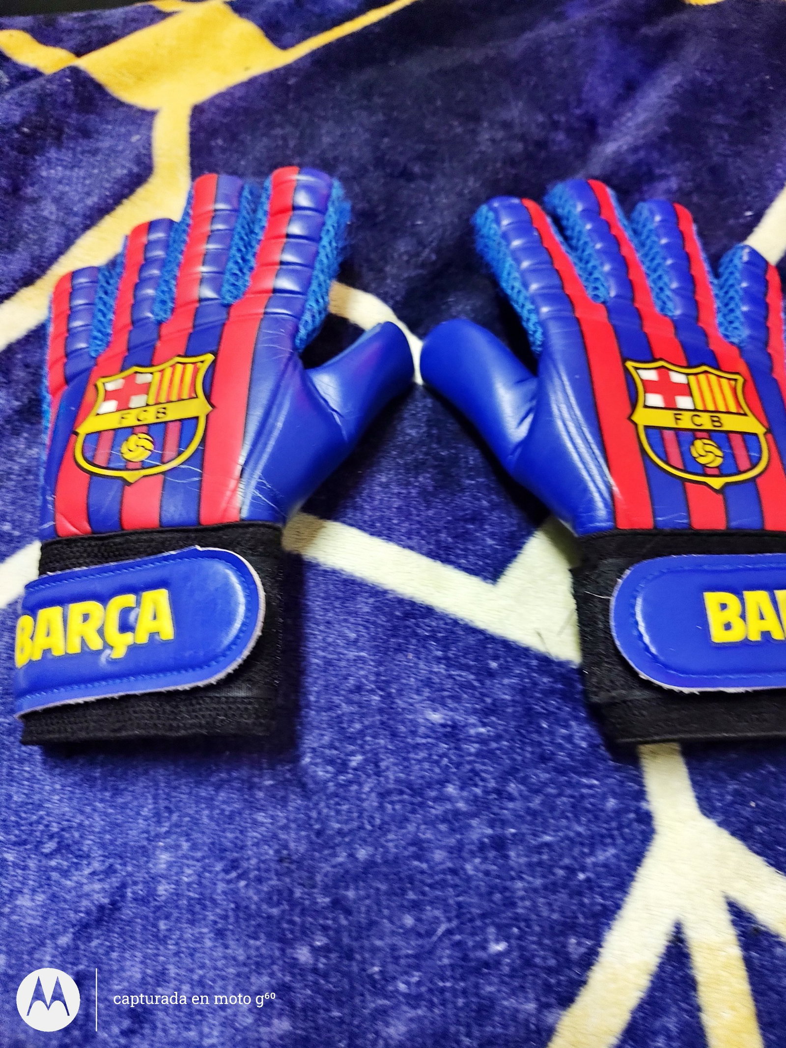 Guantes de fútbol originales del Barça talla 4