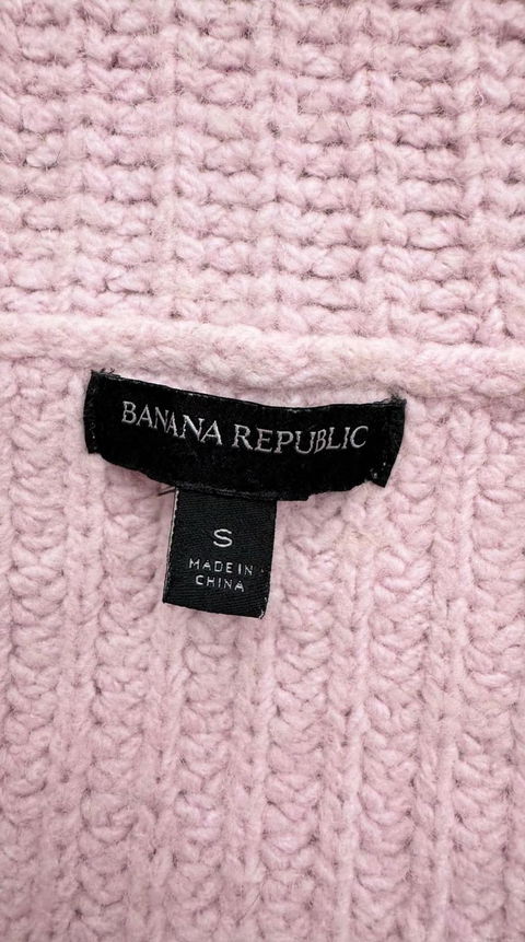 Suéter rosa ajustado de cuello alto Banana Republic talla S