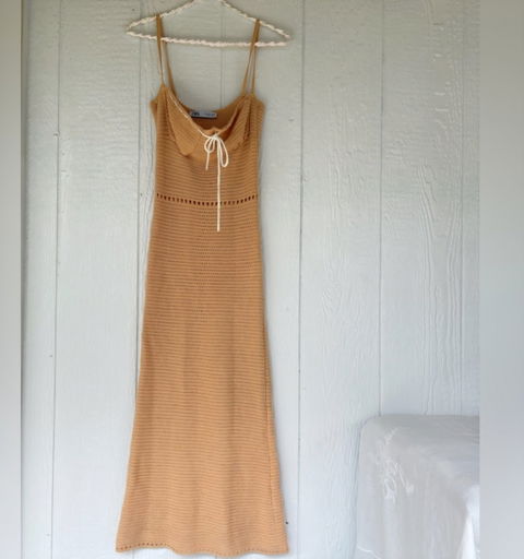 Vestido Midi de Zara Tejido a Crochet