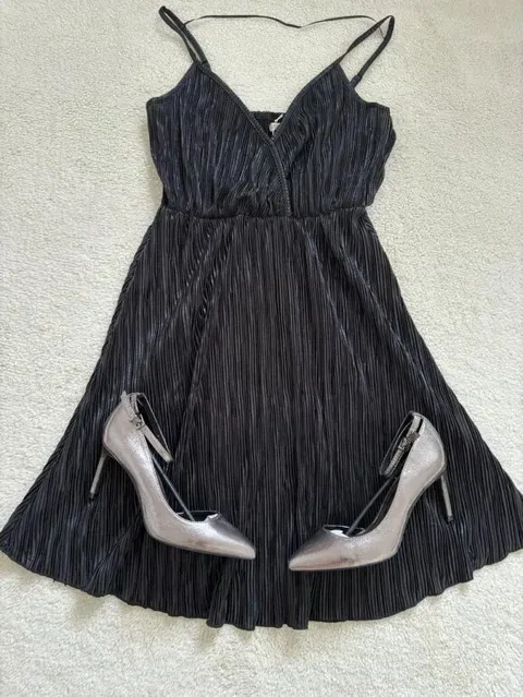Vestido de fiesta PULL & BEAR - Talla 28 - Nuevo con etiqueta