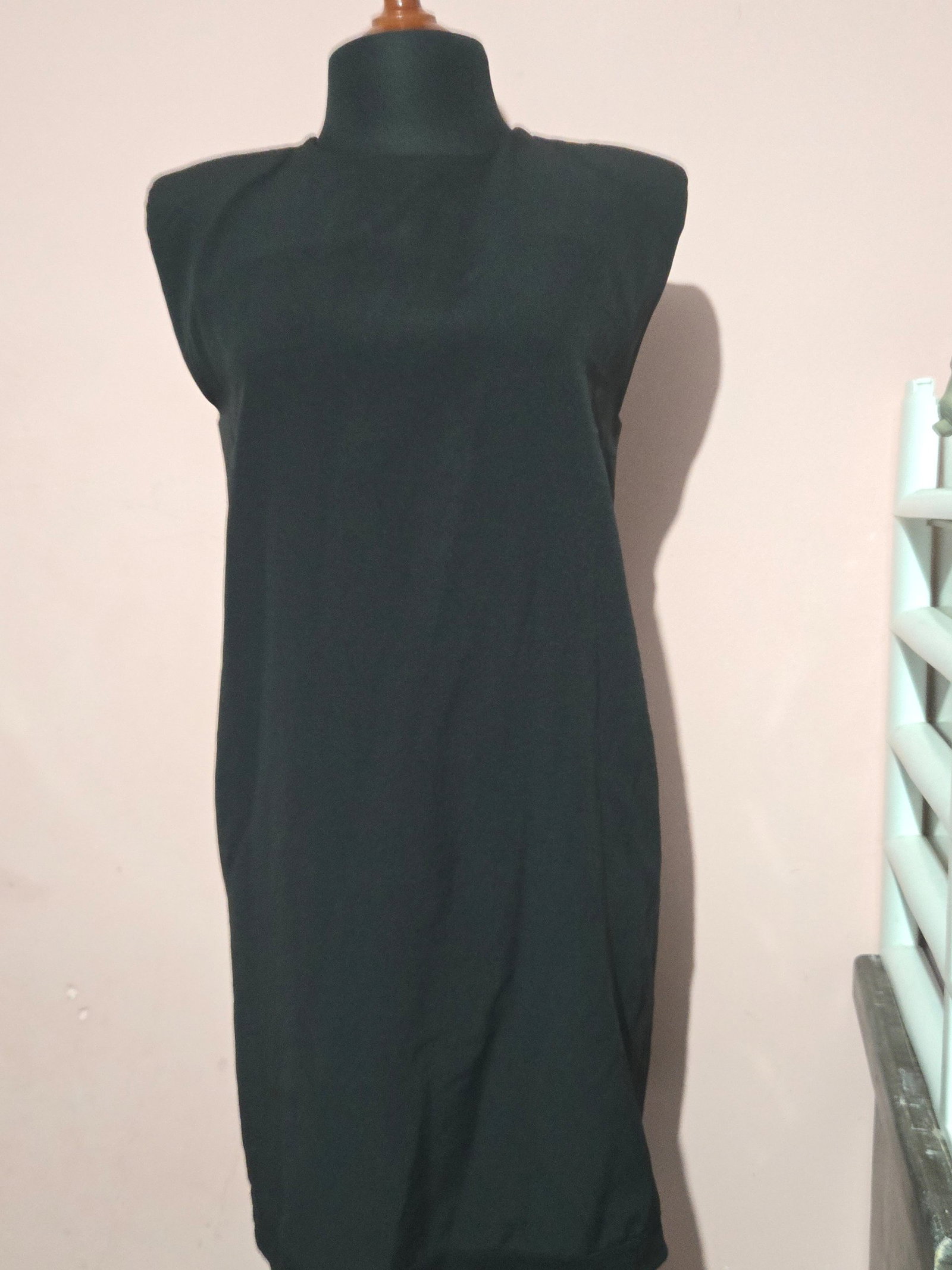Vestido corto Zara negro talla chica