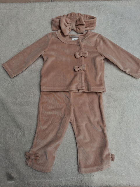 Conjunto para bebé niña talla 3-6 meses