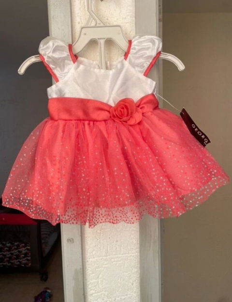 Vestido para bebé niña en talla 0-3 meses