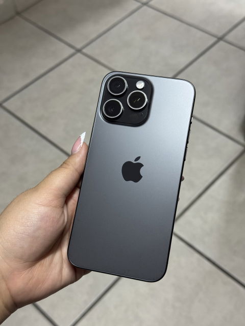 IPhone 15 pro Max
