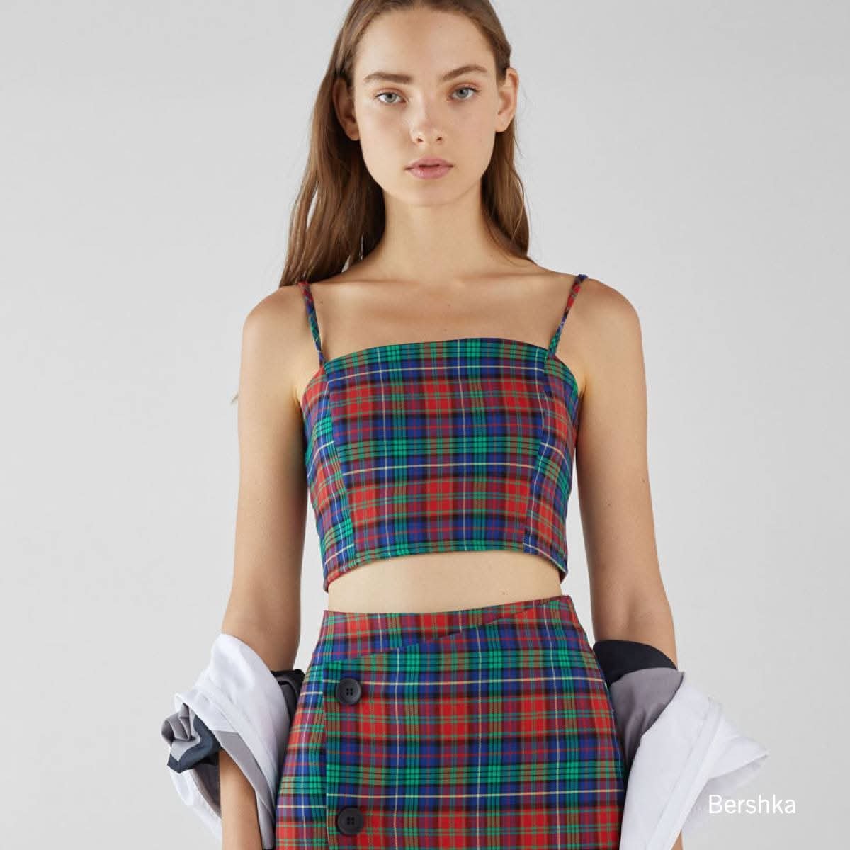 Conjunto de Top y Falda Midi a Cuadros Bershka Talla 24/26 - Como Nuevo