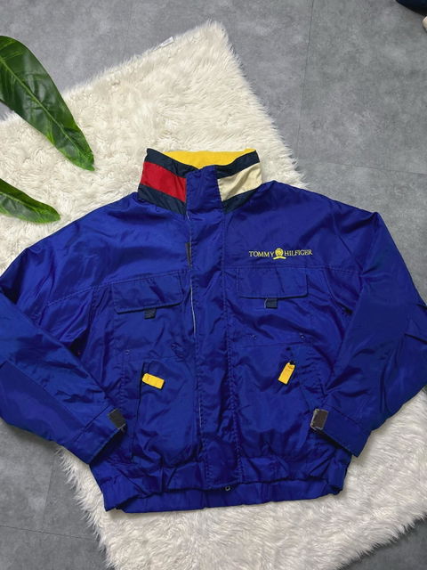 Chaqueta vintage Tommy Hilfiger azul rey con capucha oculta