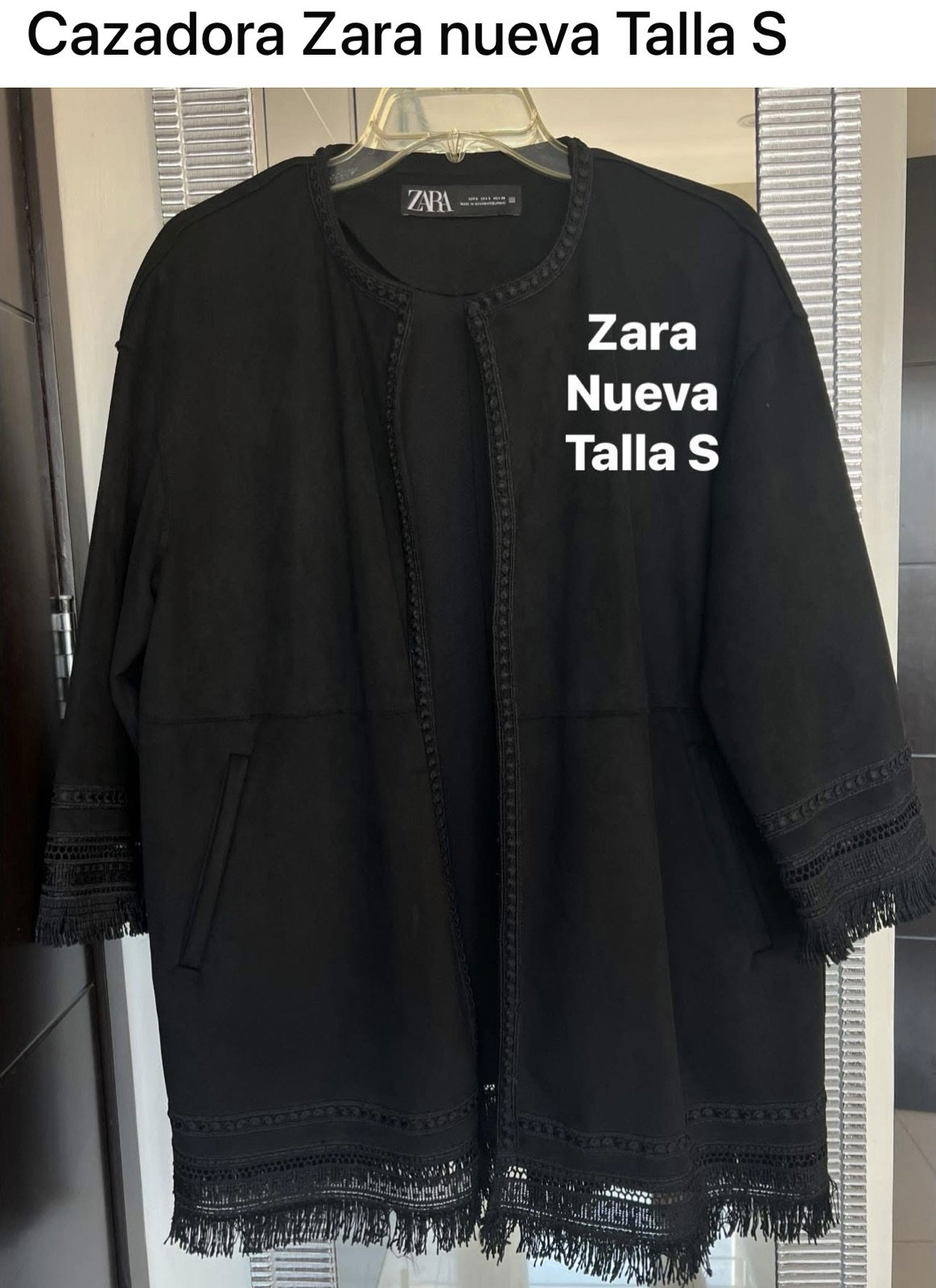 Chaqueta Zara nueva tipo gamuza color negro Talla S