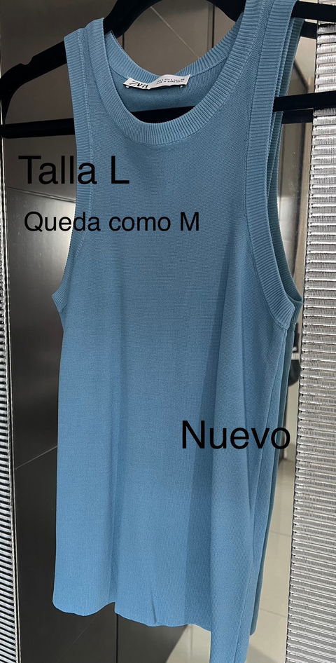 Playera sin mangas azul talla L (queda como M) - Nueva