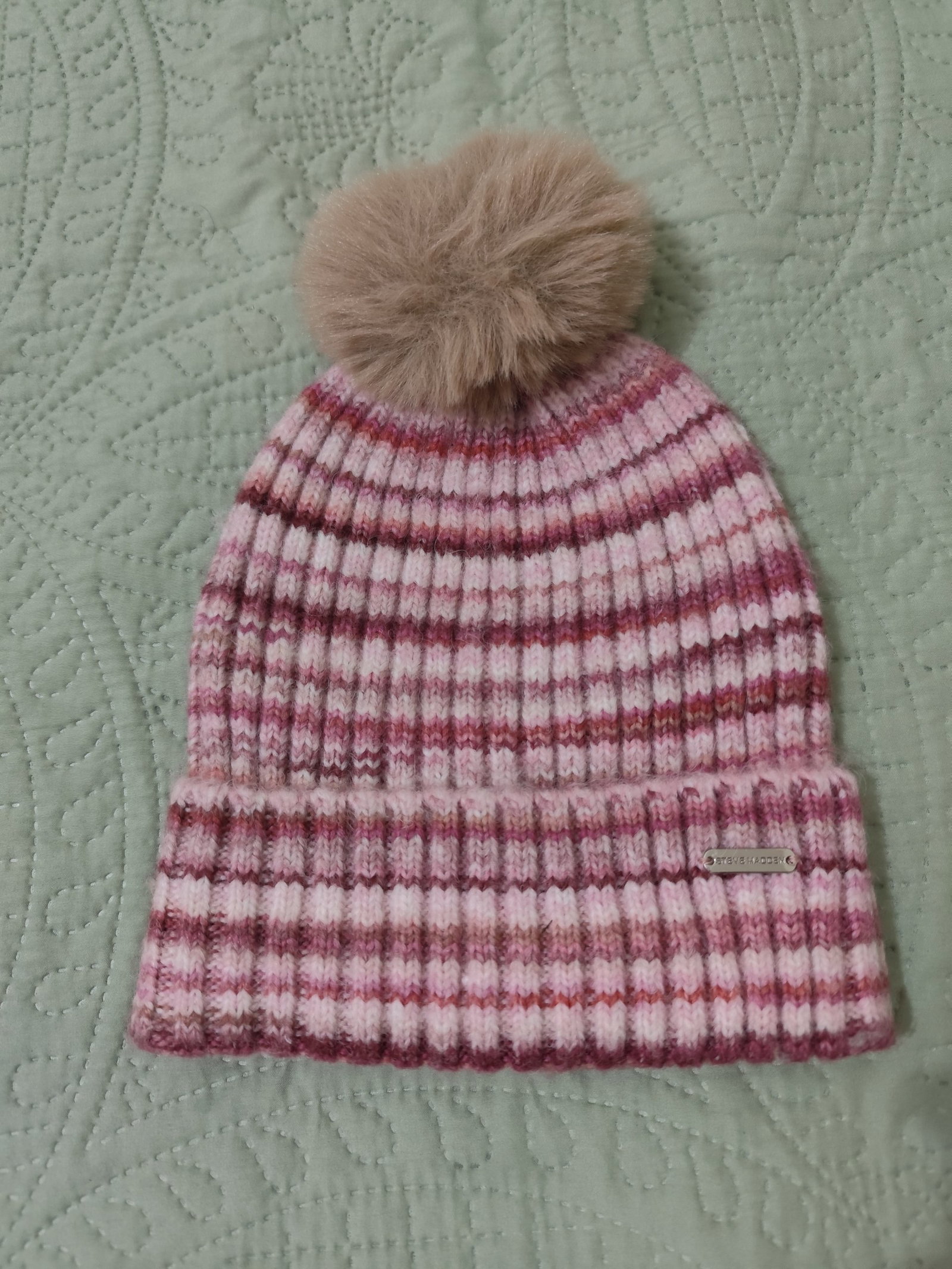 Gorro Steve Madden Nuevo con Pompón