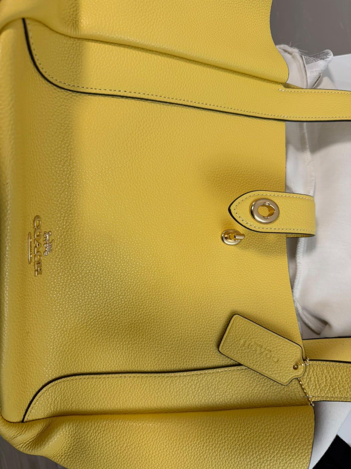 Coach Hadley Turnlock Tote Original Amarilla de Piel | CAL17