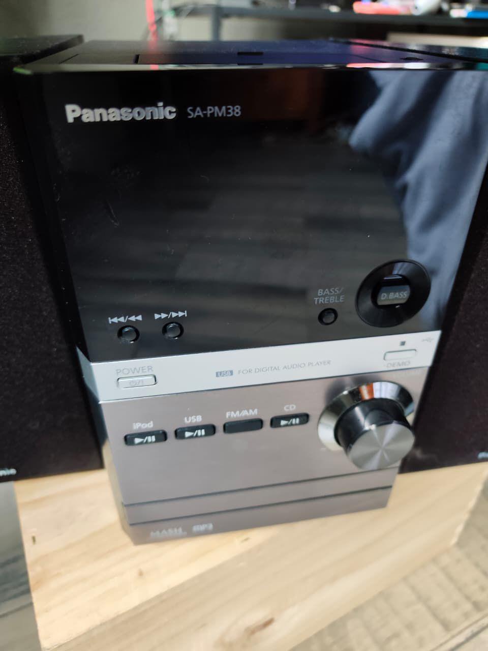 Minicomponente Panasonic SC-PM38 CD USB Radio FM/AM iPod + Bocinas
