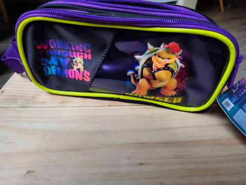 Lapicera Super Mario Galaxy Bowser con Compartimentos