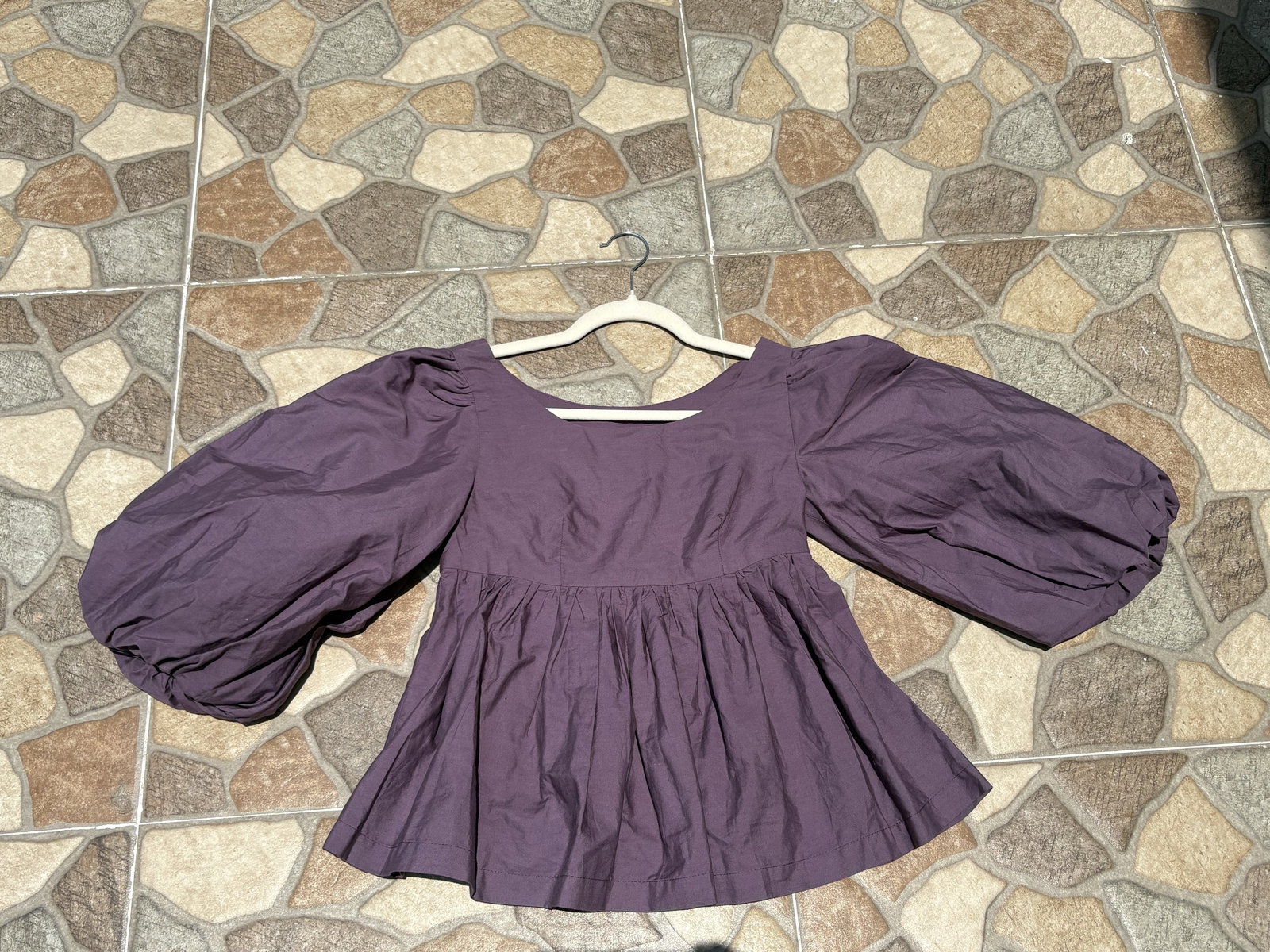 Playera globo morada talla XS
