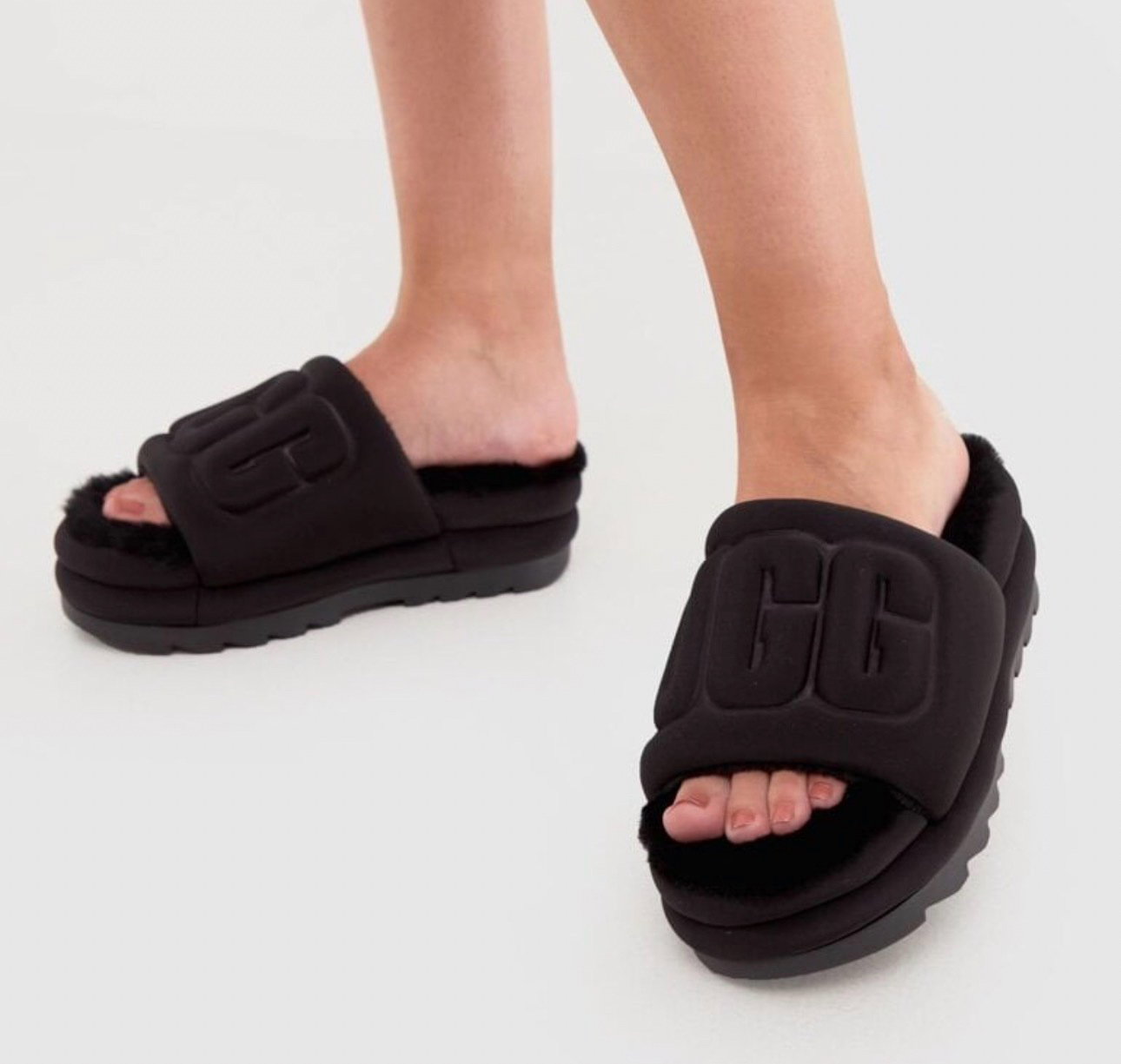 Sandalias de Plataforma UGG Talla 7 - Buen Estado