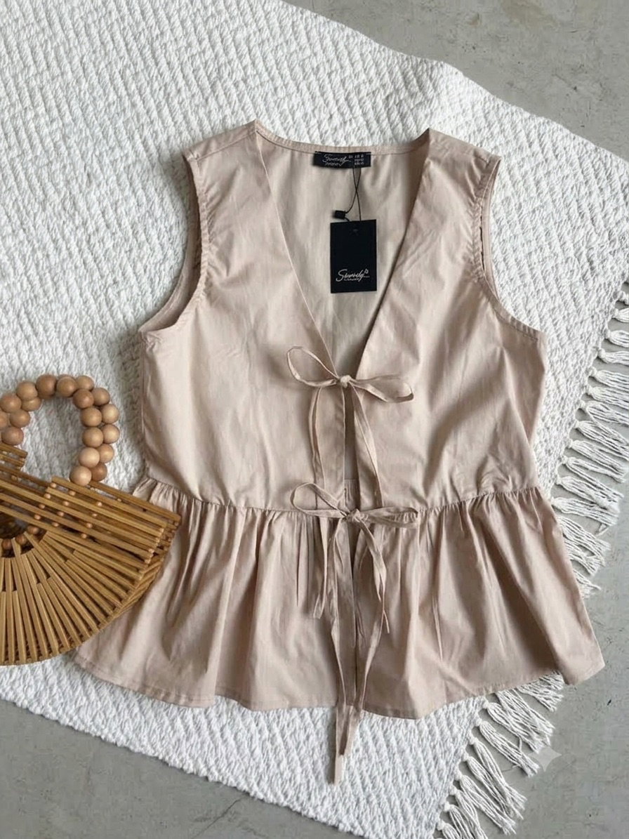 Blusa beige con listones 
