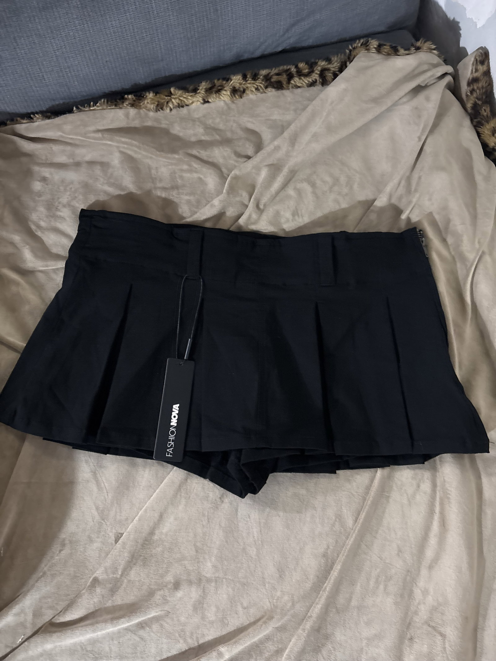 Falda fashion nova 