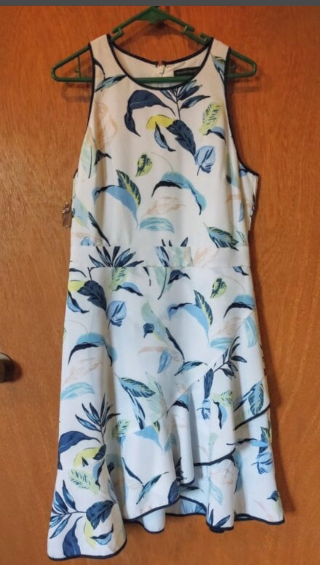 Vestido Floral Banana Republic
