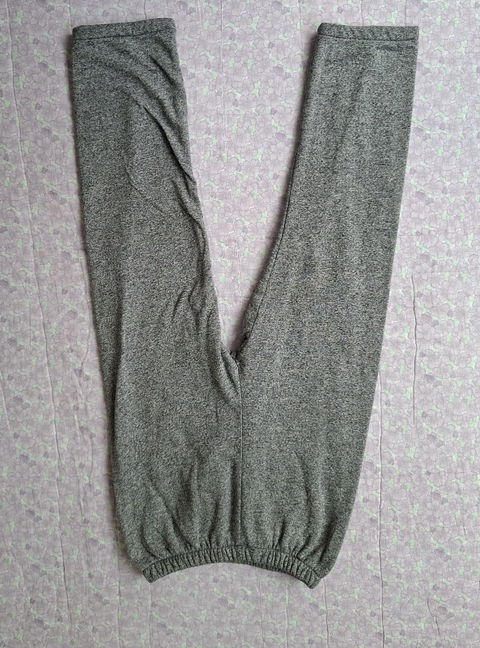 Pantalones cómodos de felpa gris