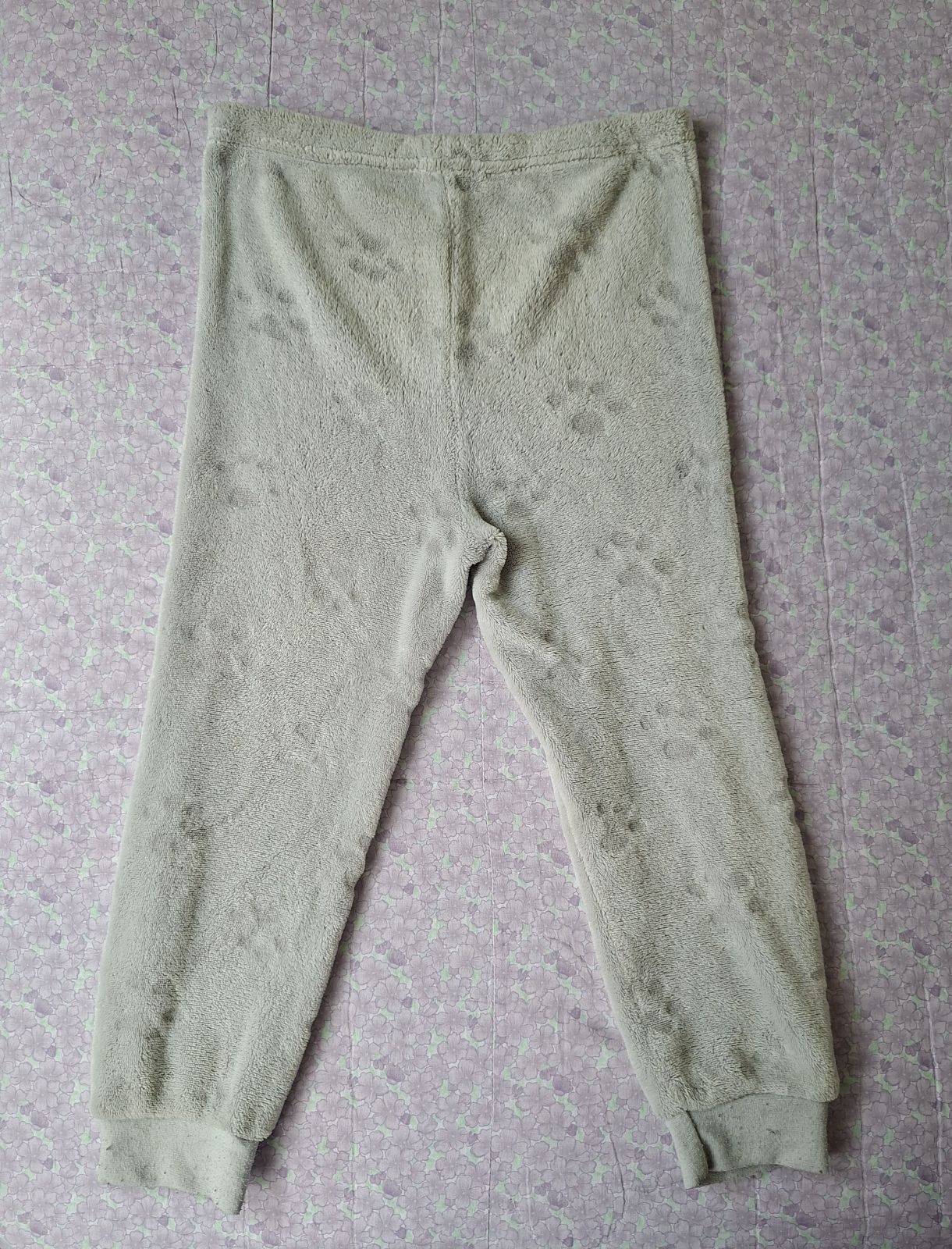 Pantalones de felpa suaves y cómodos